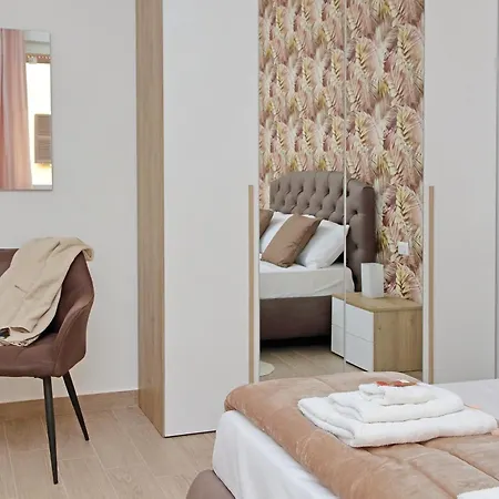 Appartamento White Wood House