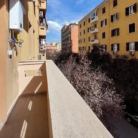 White Wood House * Roma
