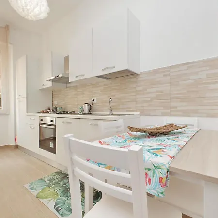 White Wood House Appartamento