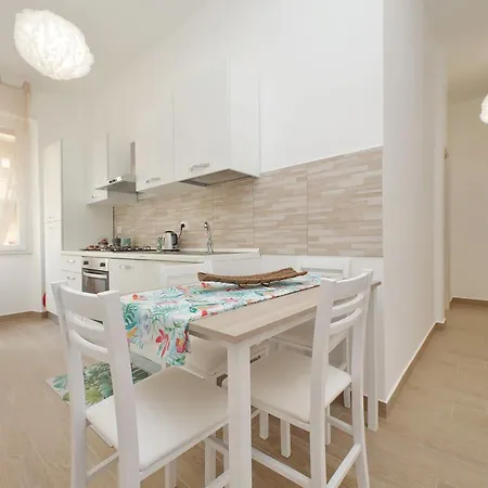 White Wood House Appartamento