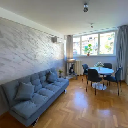 Apartment Margutta Domitia Rome