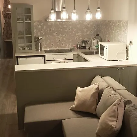 Trastevere Romantic Apartment *