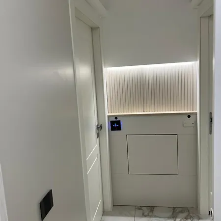 Maison Tritone