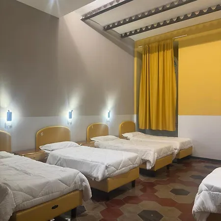 Borgo Ripa Urban Travel Hostel