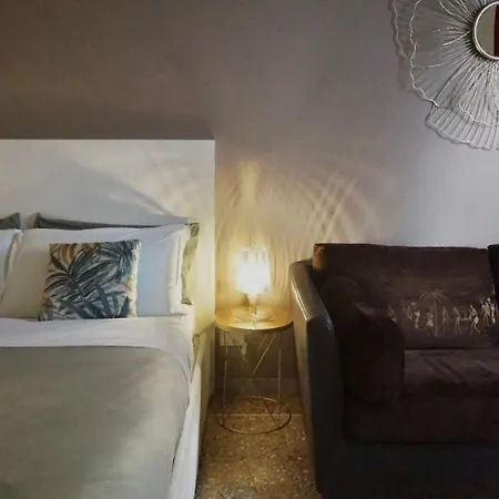 Fabiola House * Rome