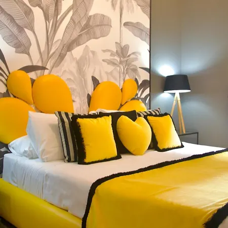 Xcross Guest house *