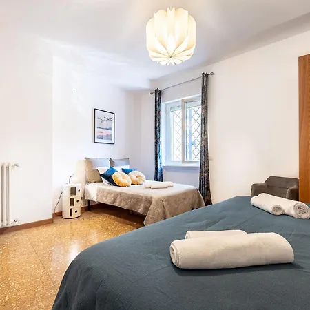 Appartamento King Size Wifi Air Conditioning Tv50 10min Colosseo-trastevere *