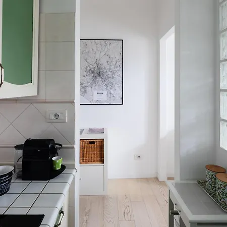 2 Bedrooms Flat Near The Colosseum * Rome