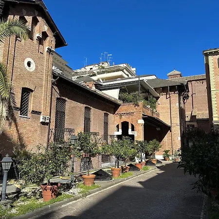 Femi * Roma