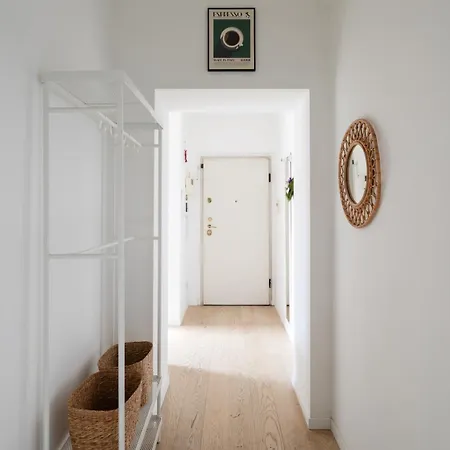 2 Bedrooms Flat Near The Colosseum Rome