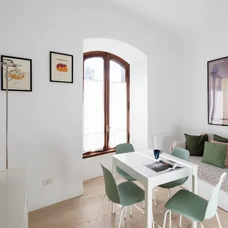 2 Bedrooms Flat Near The Colosseum *