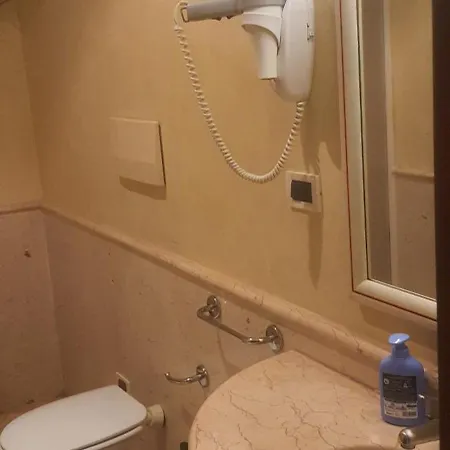Sandel Giubileo Hotel 2*