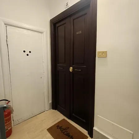 Apartment Casa Lucrezia Rome