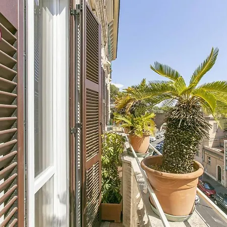 Apartment C M Il Passetto Di Borgo Pio *