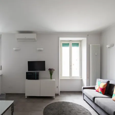 Apartment And Spacious Near The Vatican And Starbucks Rome