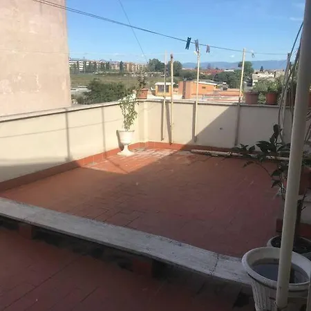 Apartment Grazioso Attico Alpigneto *