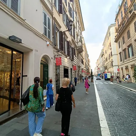 Casa Lucrezia *