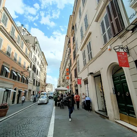 Apartment Casa Lucrezia Rome