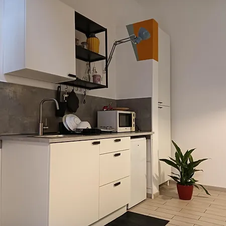 Casetta San Lorenzo Termini Apartment