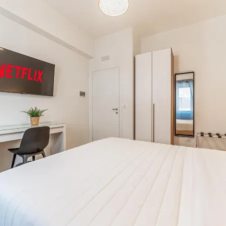 Guest house Lorena Cozy - Ospedale Gemelli - Wifi *