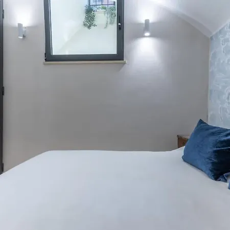Domuslatina Monti - Luxury In The Heart Of * Rome