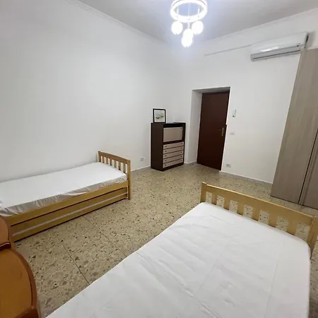 Apartment Sr