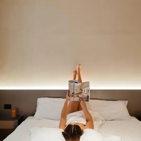 C10 Boutique 3* Rome