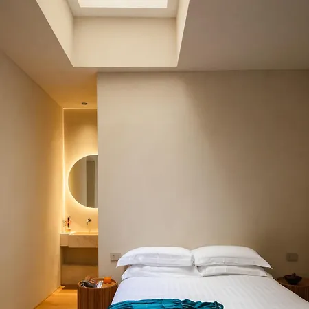 C10 Boutique 3* Rome