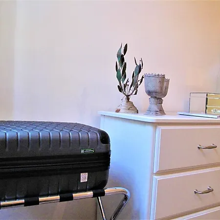Castro Chic House Holiday home Rome