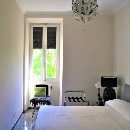 Holiday home Castro Chic House Rome