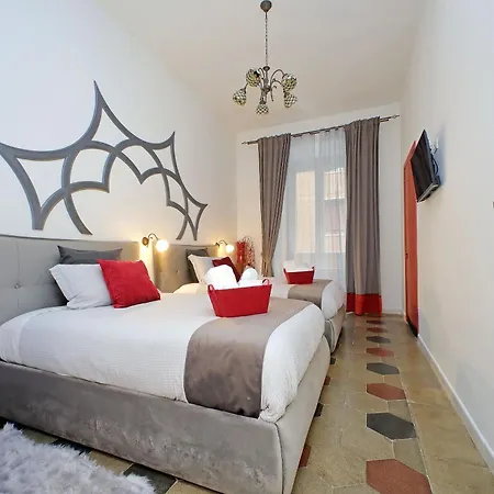 Romance Al Colosseo 3 Apartment Rome