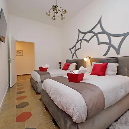 Apartment Romance Al Colosseo 3