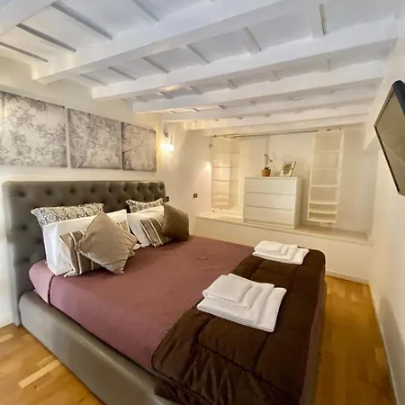 Historical Apartment Rome