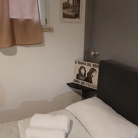 Retro Art House Rome