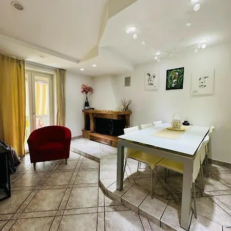 Casa Lina Apartment *