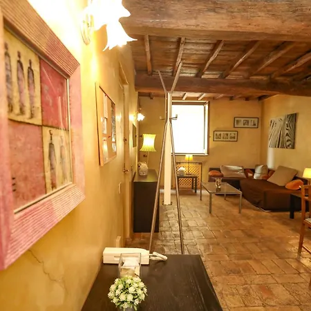 Apartment Domus Antica Navona *