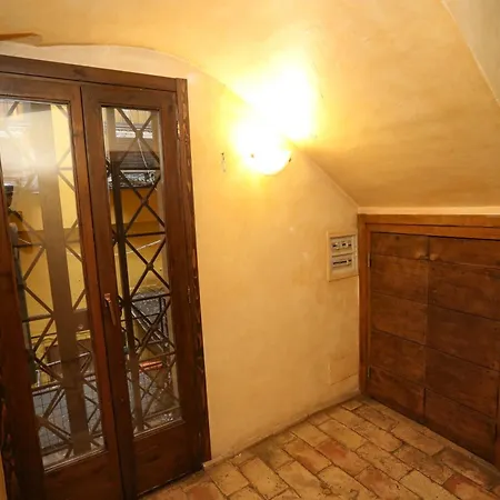 Domus Antica Navona Apartment *
