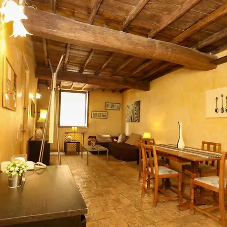 Domus Antica Navona Apartment