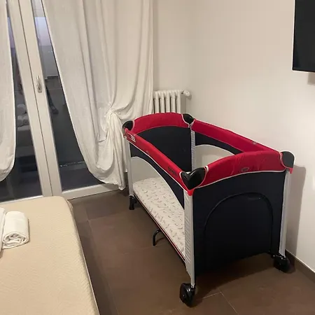 Stepahouse Zona San Paolo Elegante Bilocale A 2 Minuti Dalla Metro B Rome