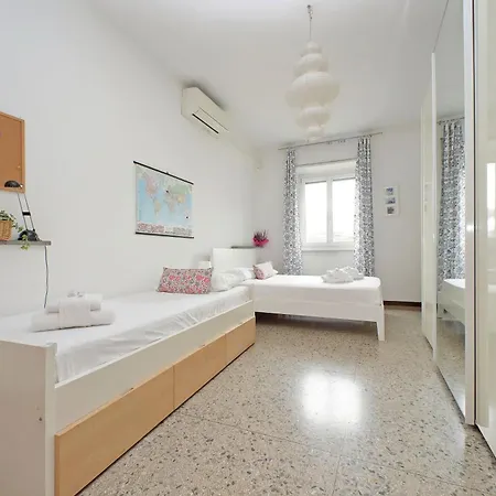 Apartment 4bnb - Pineto Rome