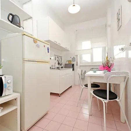 Apartment 4bnb - Pineto Rome
