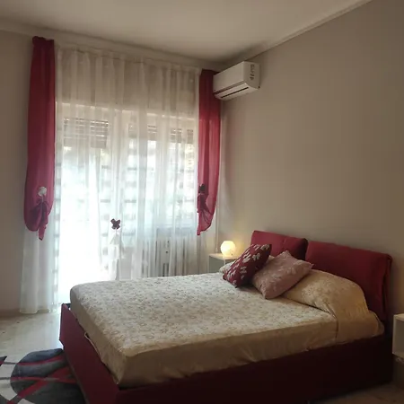 La Casa Di Marina Vicino Al Gemelli E Metro A Apartment *