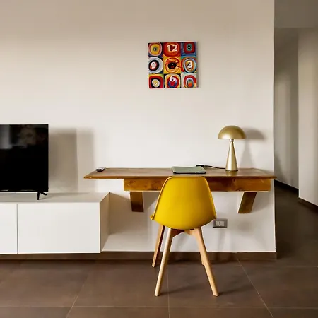 Stepahouse Zona San Paolo Elegante Bilocale A 2 Minuti Dalla Metro B Rom