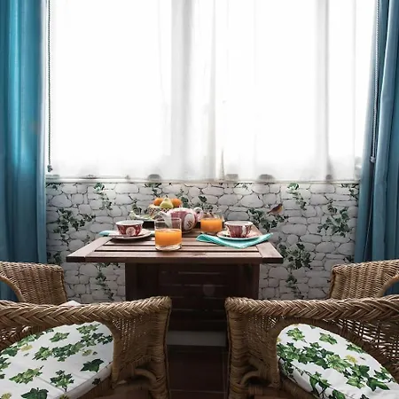 Crispi Deluxe 2 Bedroom Apartment