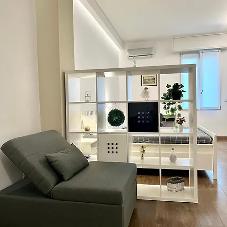 Guest house Lilia Charming House *