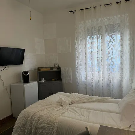 Fenice House