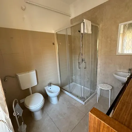 Fenice House Guest house