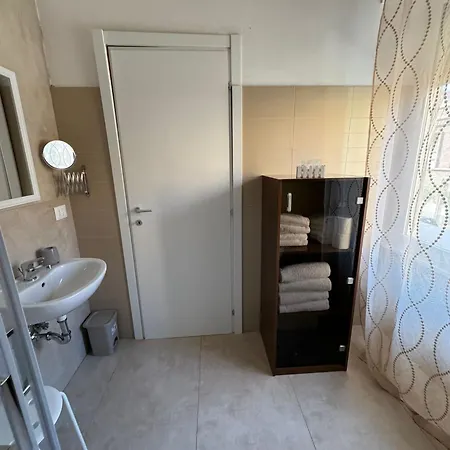 Fenice House Guest house
