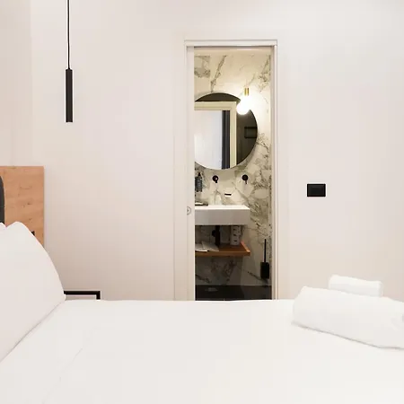 Guest house No Man's Land Rome
