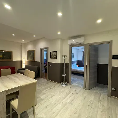 Laura's House In Alberone Rome